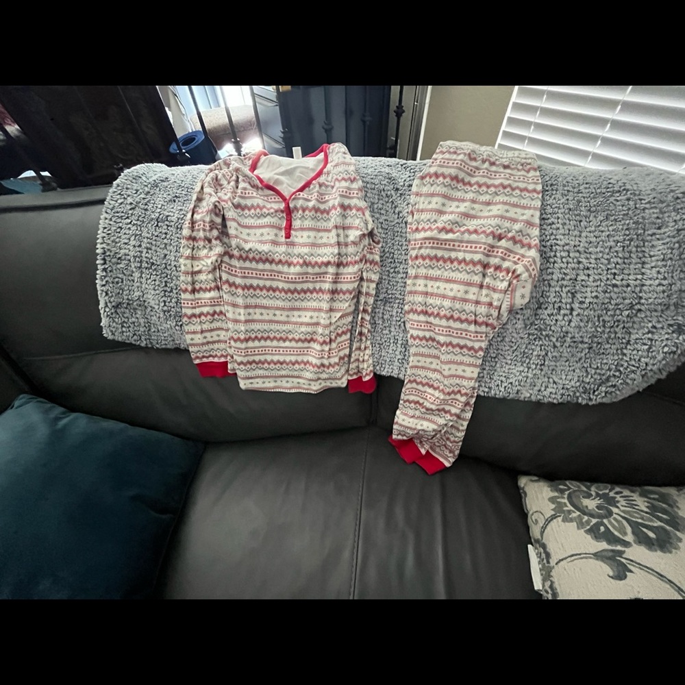Women’s Lauren Conrad Sz. XL 2 Piece Pajama Set
